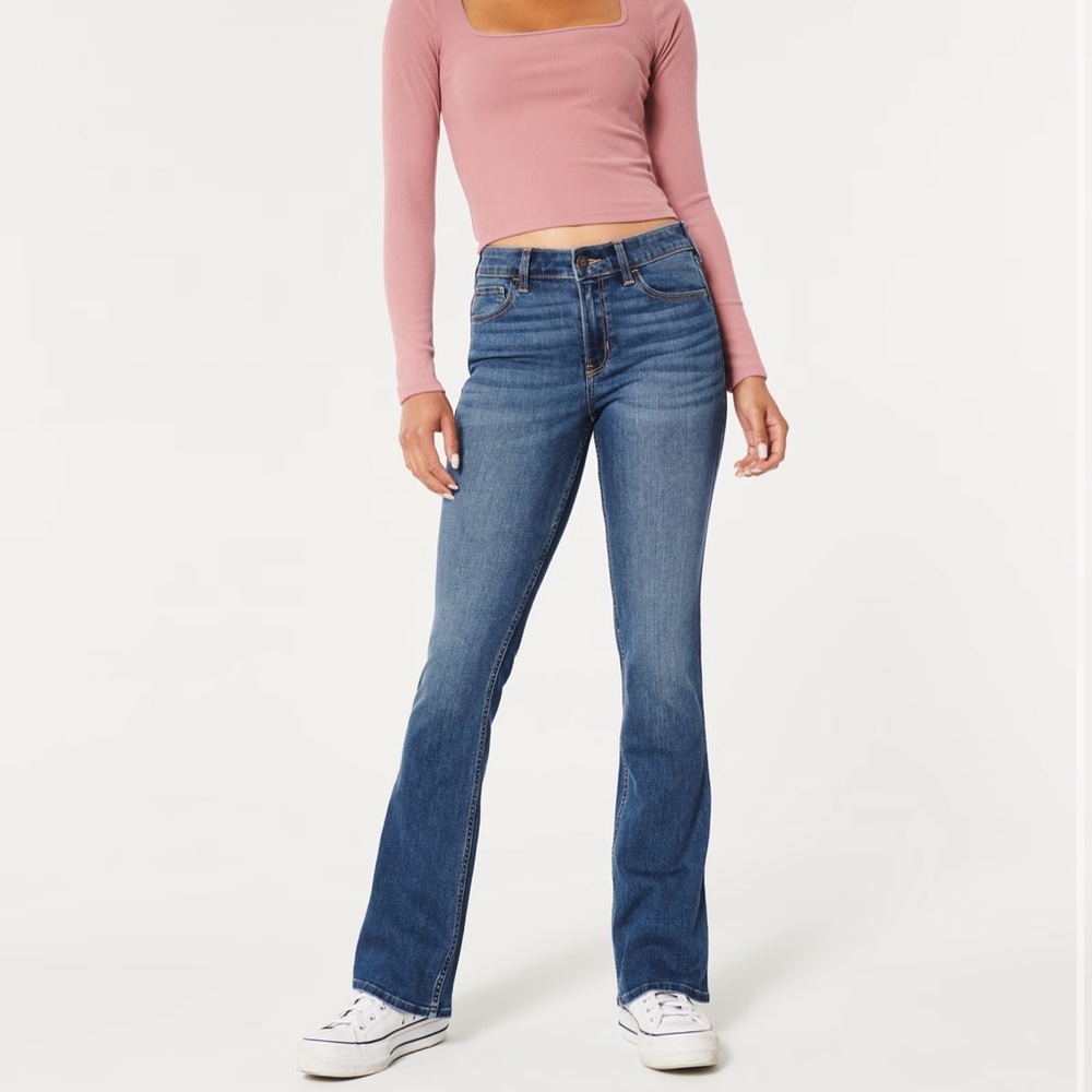 Hollister Mid-Rise Medium Wash Boot Jeans